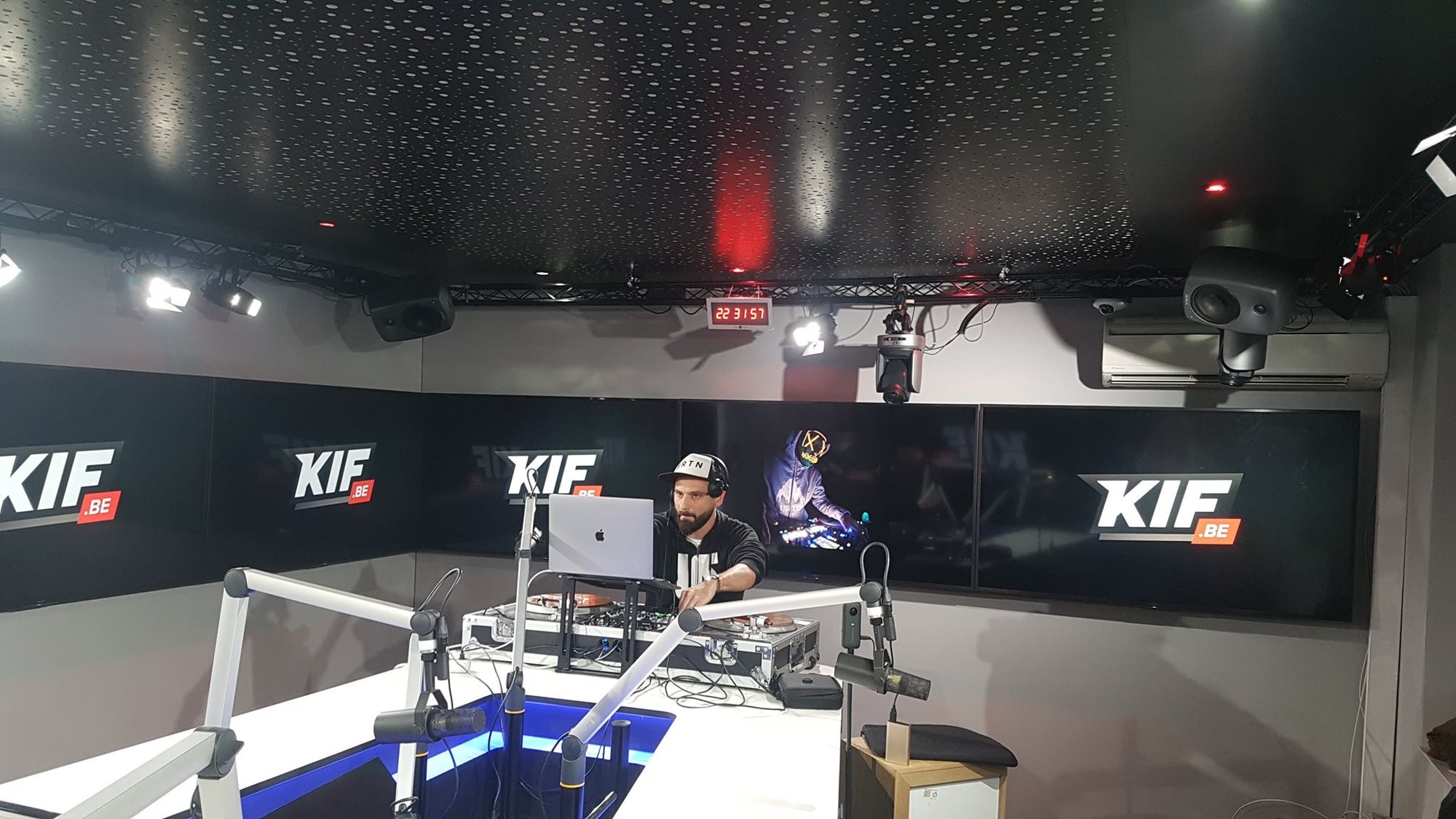 Alter Melego mixing in the Radio KIF studio